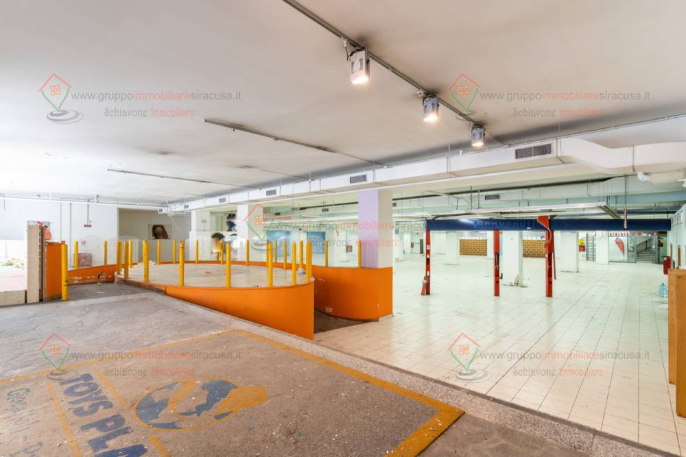 locale commerciale in affitto a Siracusa