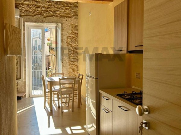 appartamento in affitto a Siracusa in zona Isola Ortigia
