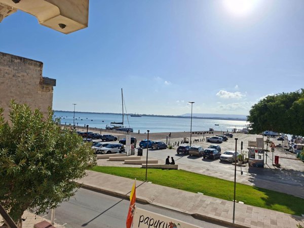 appartamento in affitto a Siracusa in zona Isola Ortigia