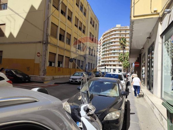 locale commerciale in affitto a Siracusa in zona Centro Città