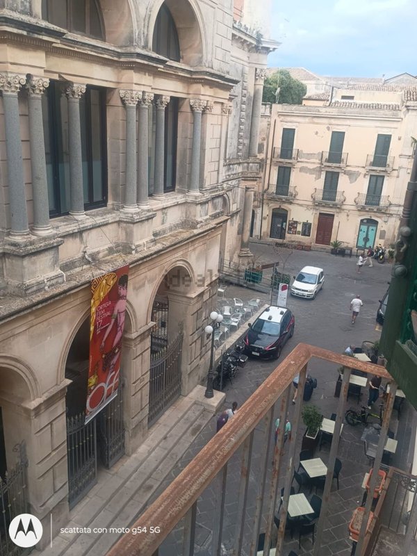 appartamento in affitto a Siracusa in zona Isola Ortigia