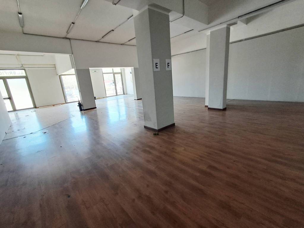 negozio in affitto a Siracusa in zona Scala Greca