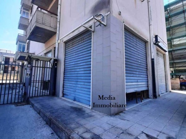 negozio in affitto a Siracusa in zona Grottasanta