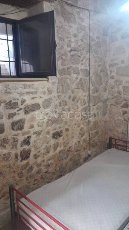 appartamento in affitto a Siracusa in zona Isola Ortigia