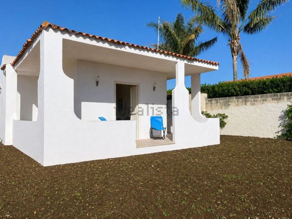 casa indipendente in affitto a Siracusa in zona Fontane Bianche