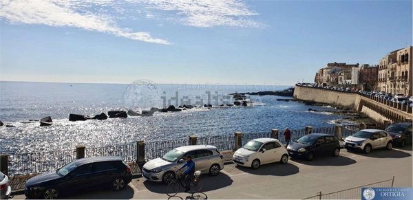 appartamento in affitto a Siracusa in zona Isola Ortigia