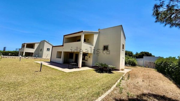 casa indipendente in affitto a Siracusa in zona Isola / Plemmirio