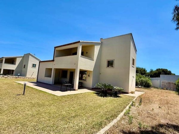 casa indipendente in affitto a Siracusa in zona Isola / Plemmirio