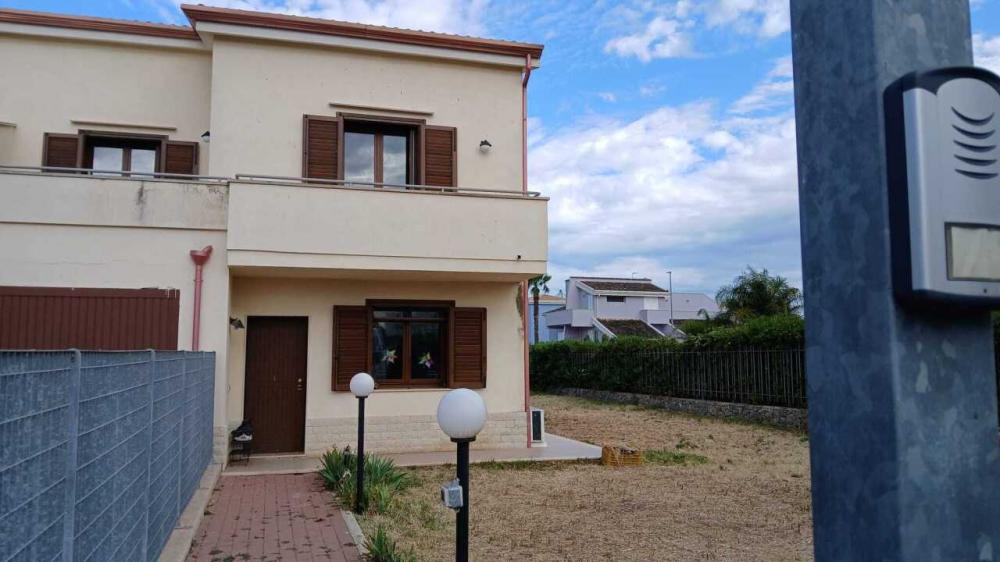 casa indipendente in affitto a Siracusa in zona Isola / Plemmirio