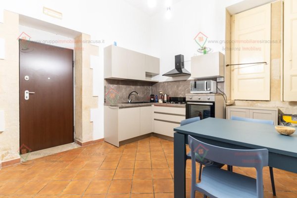 appartamento in affitto a Siracusa in zona Borgata