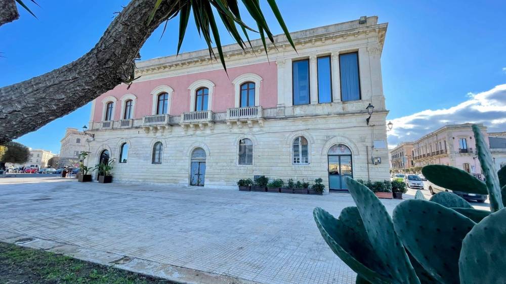 appartamento in affitto a Siracusa in zona Isola Ortigia