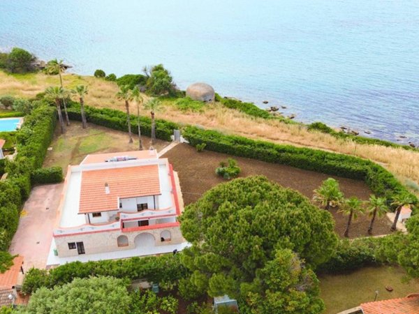 casa indipendente in affitto a Siracusa in zona Arenella