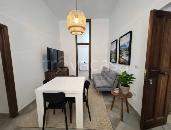 appartamento in affitto a Siracusa in zona Isola Ortigia
