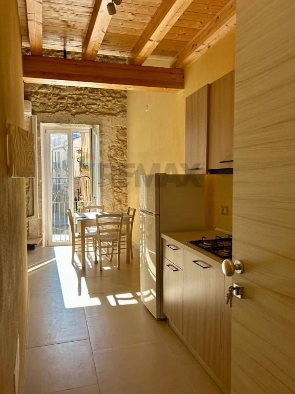 appartamento in affitto a Siracusa in zona Isola Ortigia