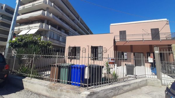casa indipendente in affitto a Siracusa in zona Scala Greca