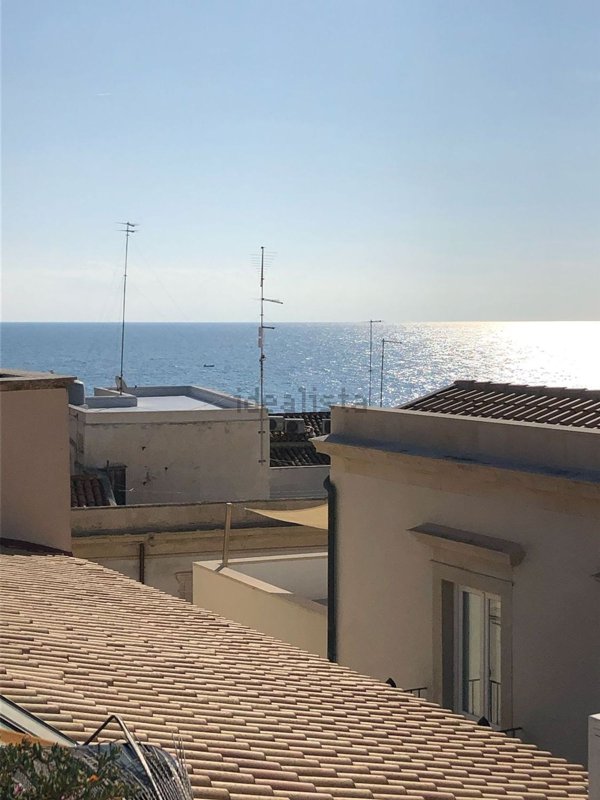 appartamento in affitto a Siracusa in zona Isola Ortigia