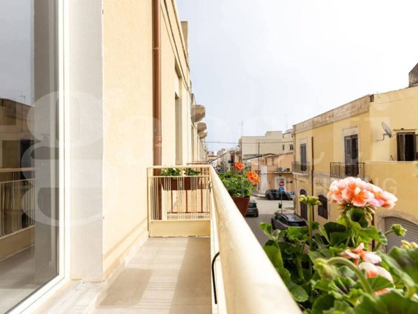 appartamento in affitto a Siracusa in zona Borgata