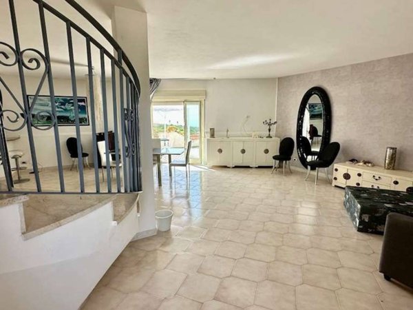 casa indipendente in affitto a Siracusa in zona Targia