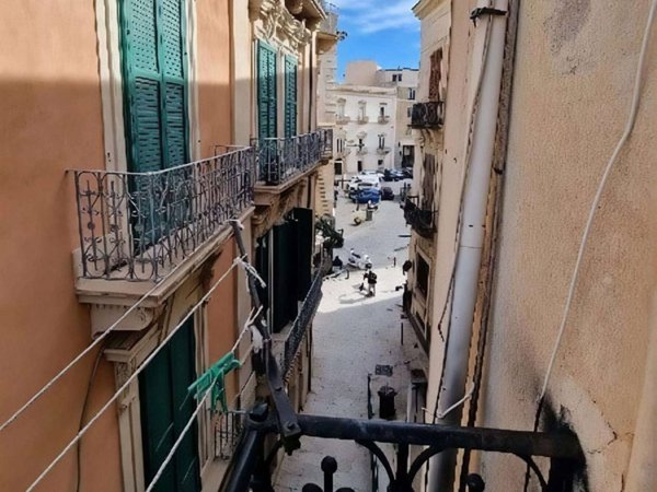 appartamento in affitto a Siracusa in zona Isola Ortigia