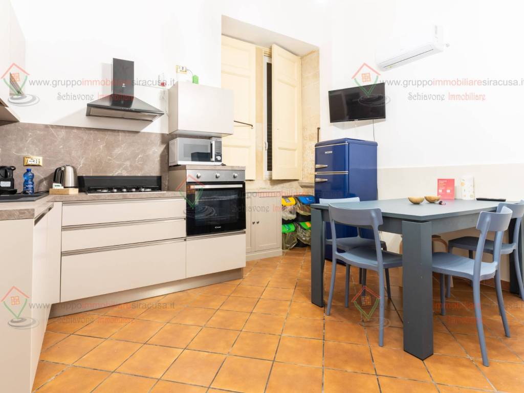 appartamento in affitto a Siracusa in zona Borgata