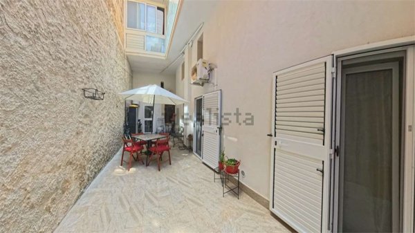 appartamento in affitto a Siracusa in zona Borgata