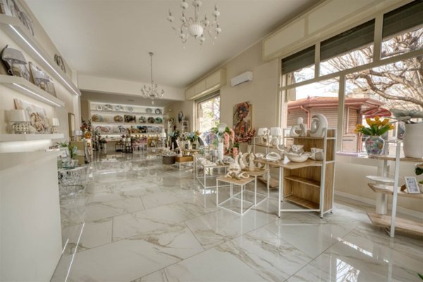 negozio in affitto a Siracusa in zona Cassibile