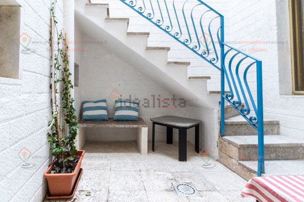 appartamento in affitto a Siracusa in zona Borgata