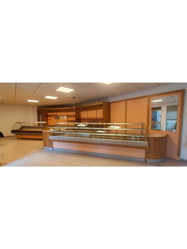 locale commerciale in affitto ad Alghero