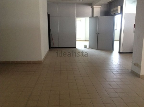 locale commerciale in affitto ad Alghero