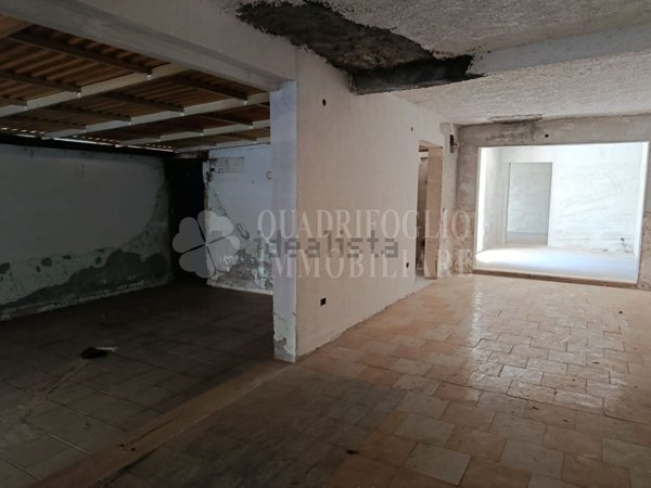 locale commerciale in affitto ad Alghero