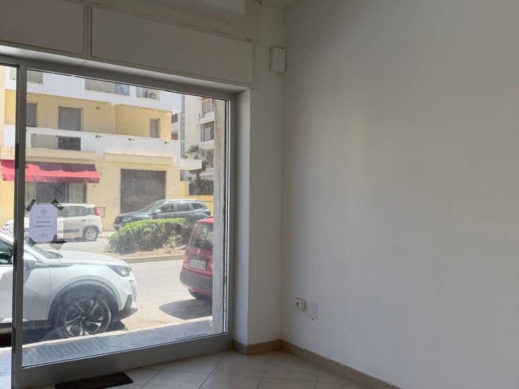 negozio in affitto ad Alghero in zona Centro Storico