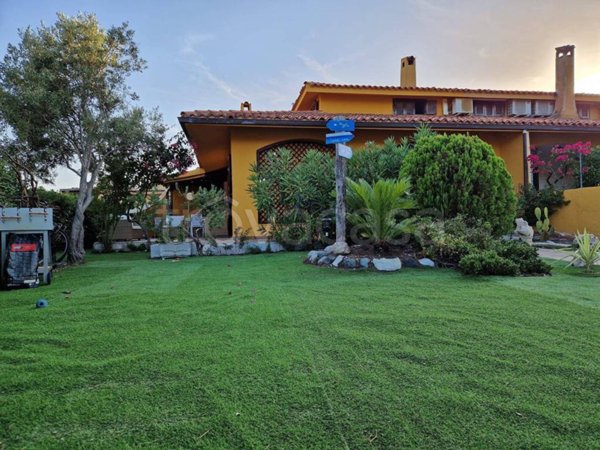 casa indipendente in affitto ad Arzachena in zona Baja Sardinia
