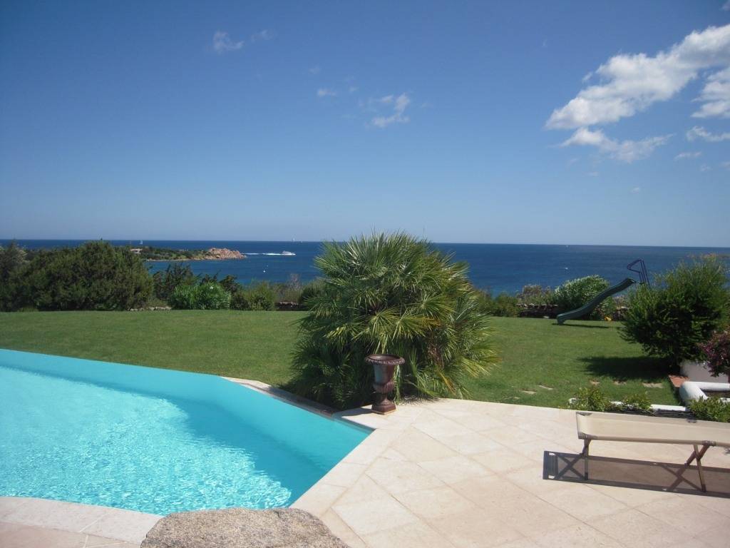 casa indipendente in affitto ad Arzachena in zona Romazzino