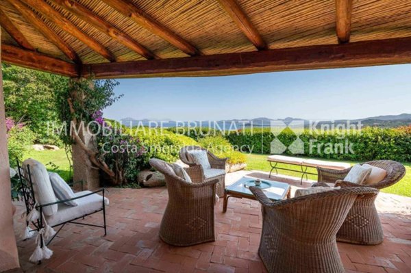 casa indipendente in affitto ad Arzachena in zona Abbiadori