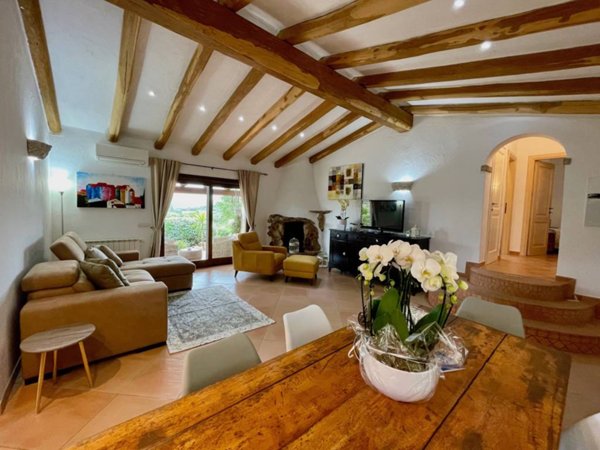 casa indipendente in affitto ad Arzachena in zona Porto Cervo