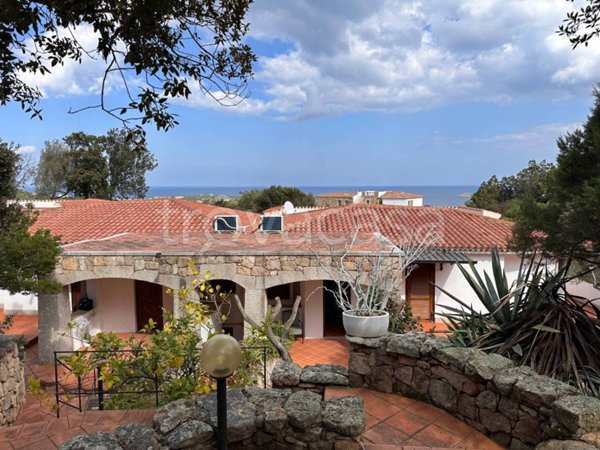 casa indipendente in affitto ad Arzachena in zona Pantogia