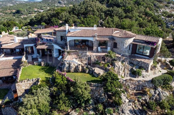 casa indipendente in affitto ad Arzachena in zona Porto Cervo