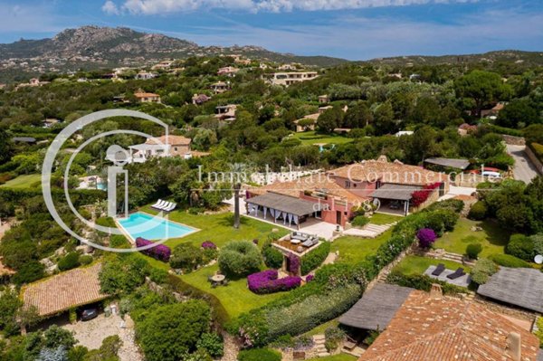 casa indipendente in affitto ad Arzachena in zona Capriccioli