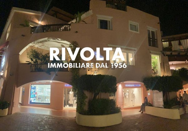 negozio in affitto ad Arzachena in zona Porto Cervo