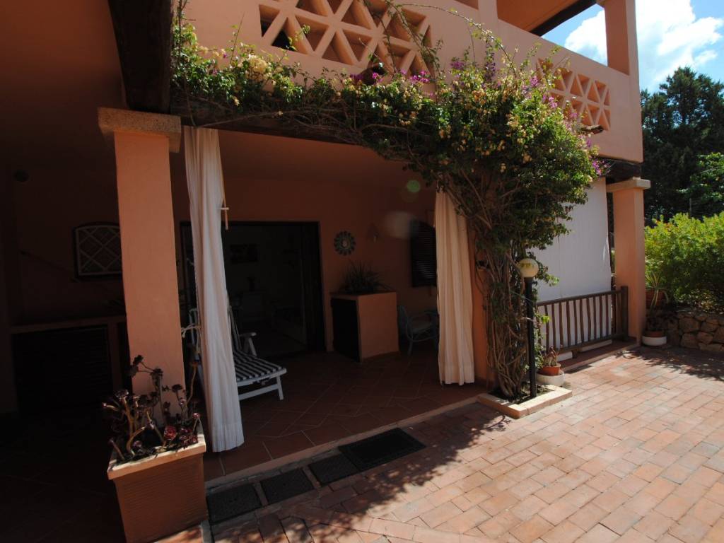 appartamento in affitto ad Arzachena in zona Baja Sardinia