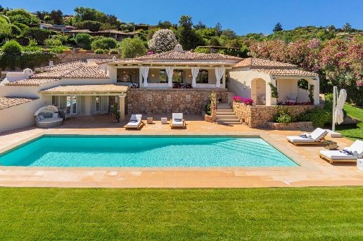 casa indipendente in affitto ad Arzachena in zona Porto Cervo