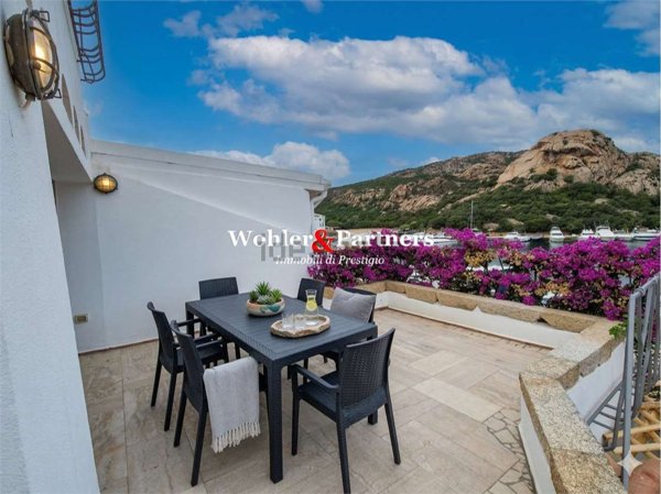 appartamento in affitto ad Arzachena in zona Poltu Quatu