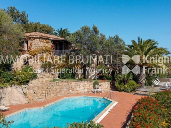 casa indipendente in affitto ad Arzachena