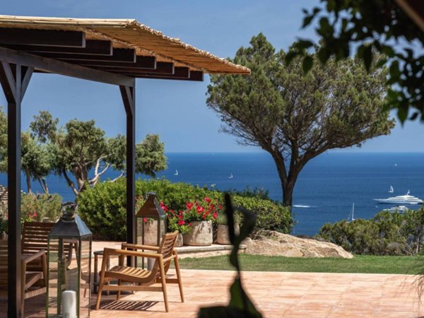 casa indipendente in affitto ad Arzachena in zona Pantogia