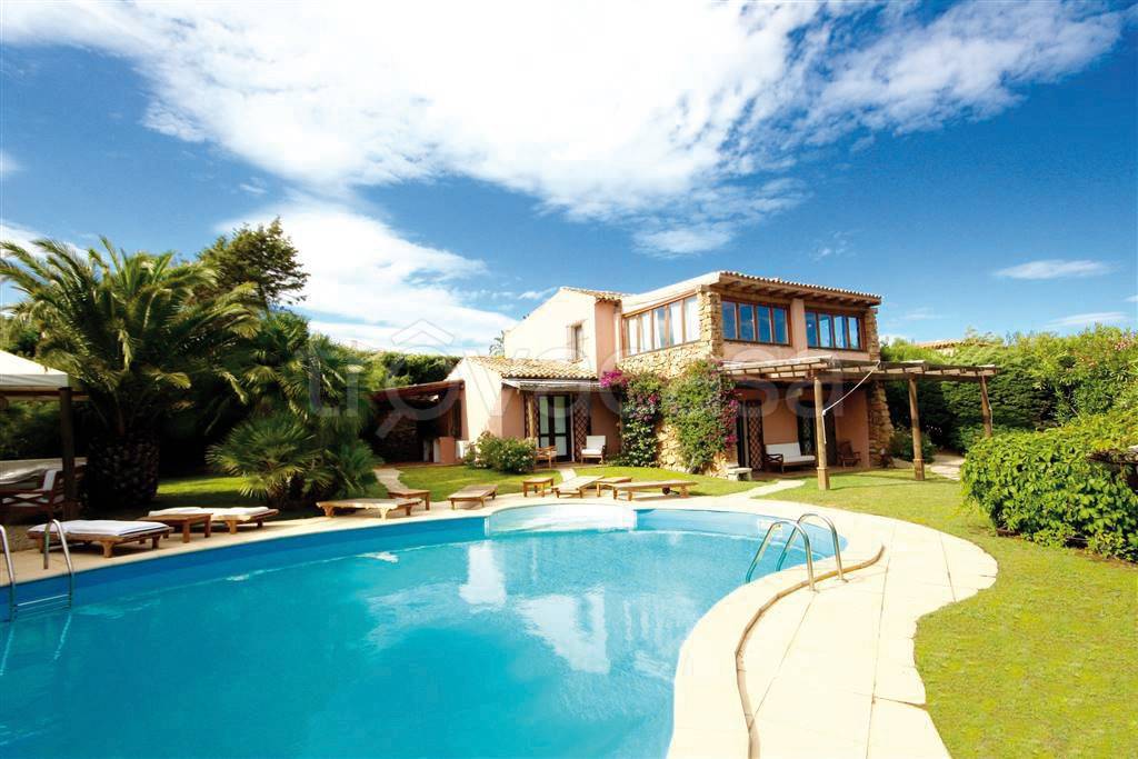 casa indipendente in affitto ad Arzachena in zona Porto Cervo