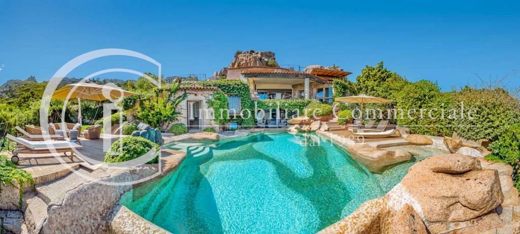 casa indipendente in affitto ad Arzachena in zona Porto Cervo