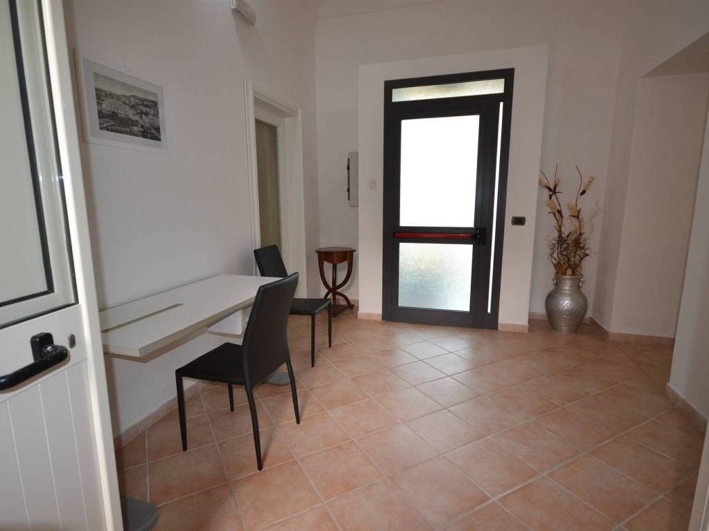 appartamento in affitto a La Maddalena