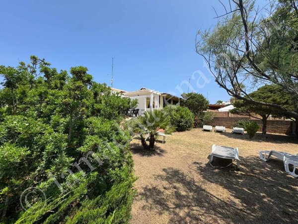 pentavano in affitto a La Maddalena