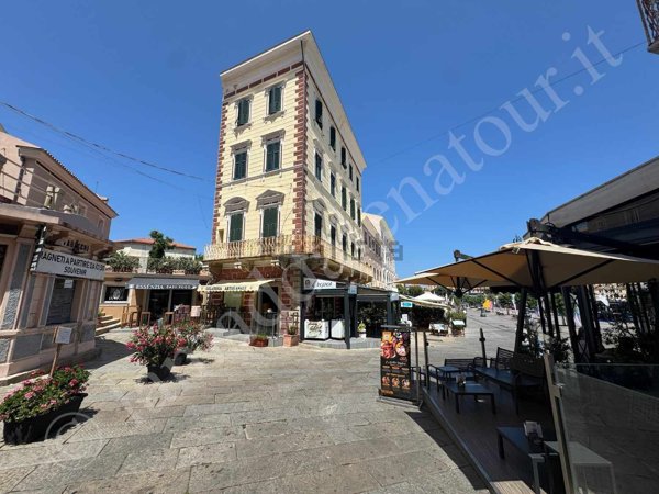 appartamento in affitto a La Maddalena