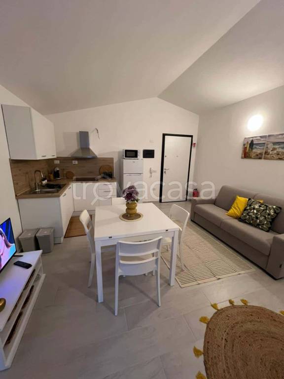 appartamento in affitto a La Maddalena